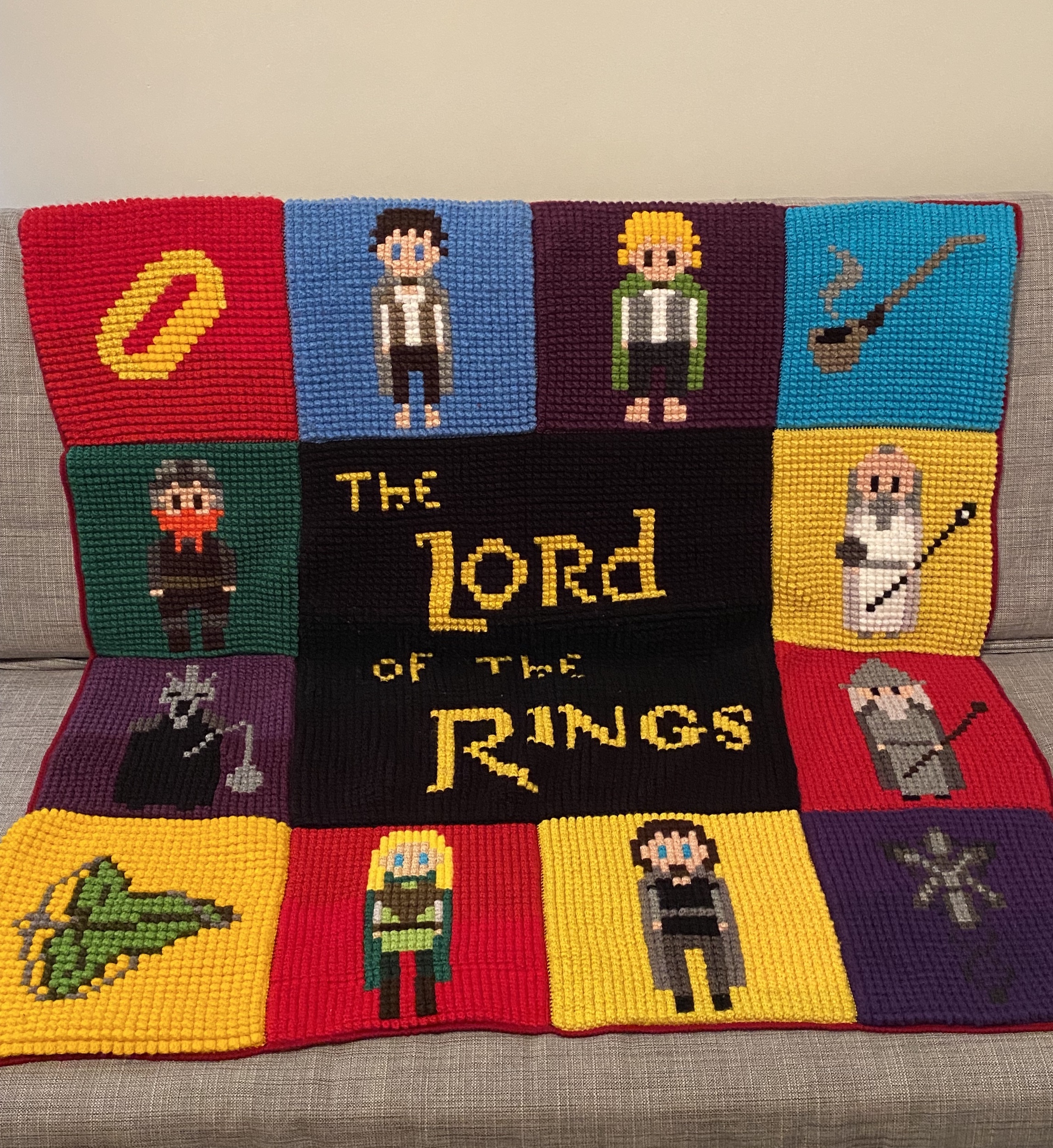 EmmaCraftsDesign-Finished project – Lord of the Rings graphghan